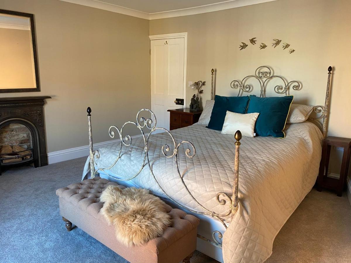 7 Salisbury Street B&B Cranborne Bagian luar foto